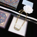 Diro Necklace