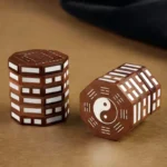 《易經》64卦 解壓魔方 | 棗木鑲銀與貝殼 風水智慧玩具